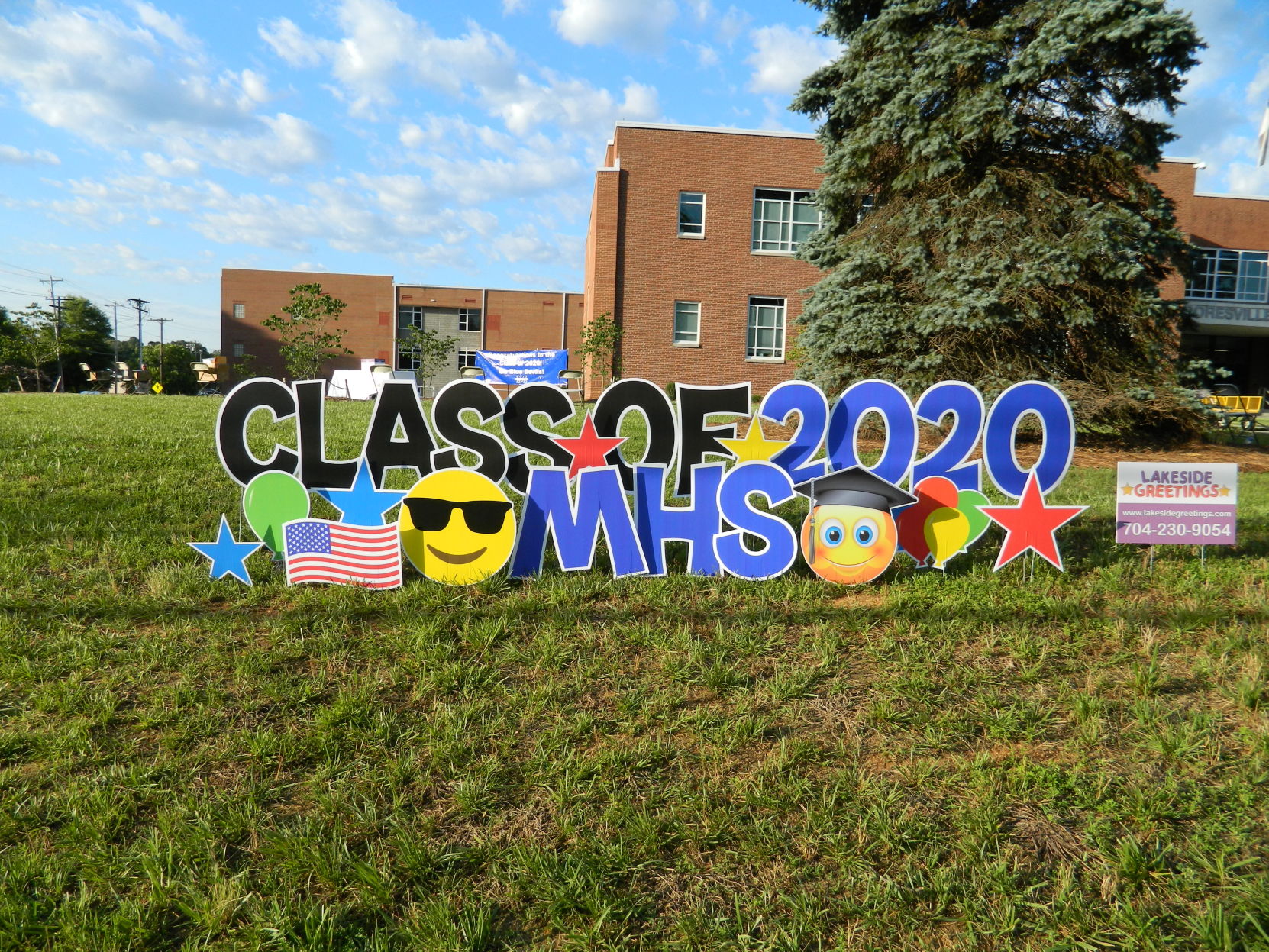 Mooresville High graduation (5).JPG